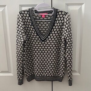 Lilly Pulitzer Black and Cream V-Neck Sweater